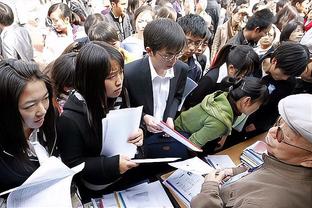 莱奥本场数据：1进球4关键传球23次丢失球权，评分7.7队内最高